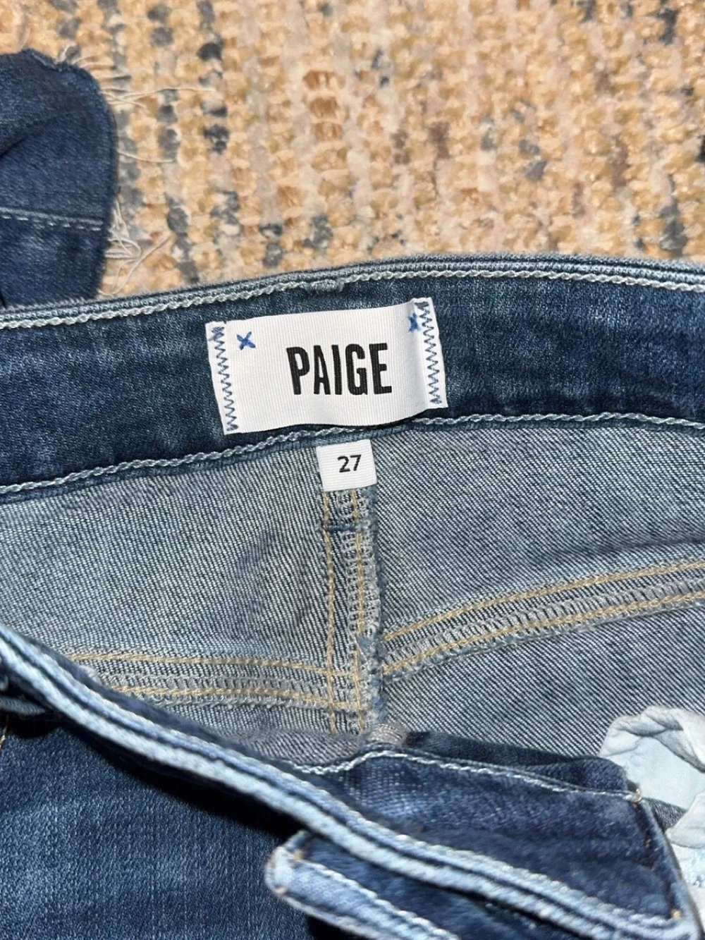 Paige‎ High Rise Laurel Canyon Dark Blue Bootcut Jeans Size 27